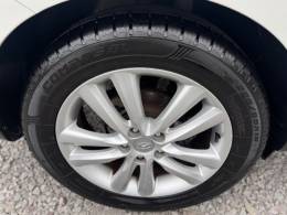HYUNDAI - IX35 - 2014/2015 - Branca - R$ 73.900,00