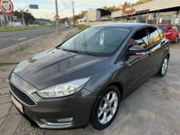 FORD - FOCUS - 2017/2018 - Cinza - R$ 69.900,00