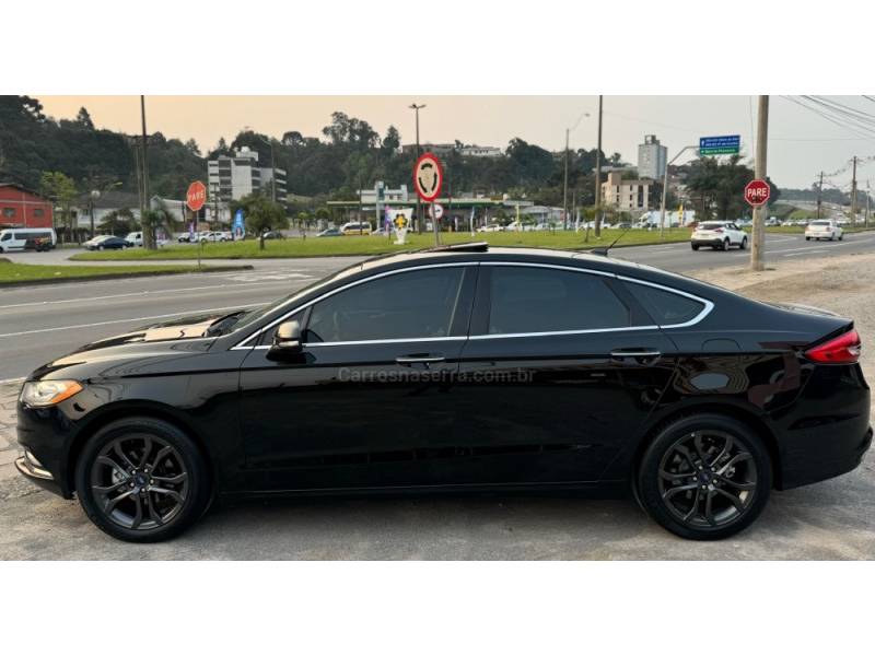 FORD - FUSION - 2018/2018 - Preta - R$ 93.900,00