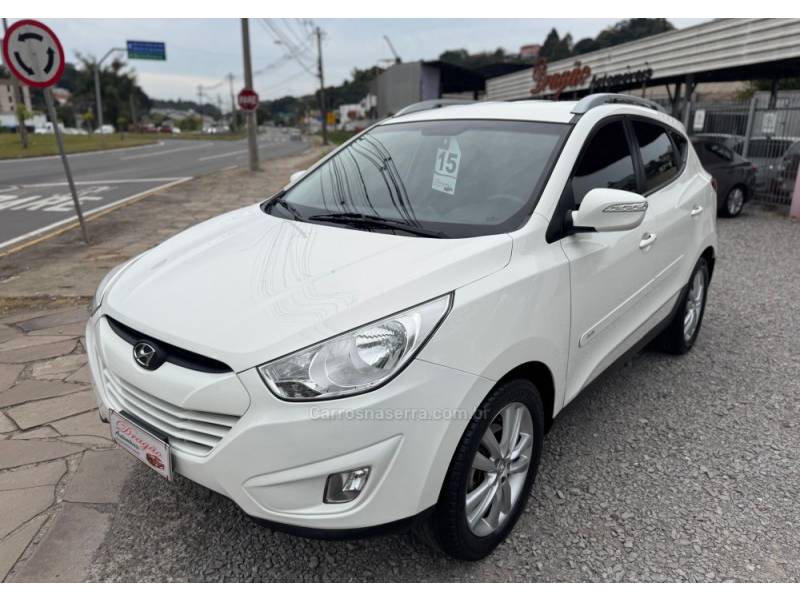 HYUNDAI - IX35 - 2014/2015 - Branca - R$ 73.900,00