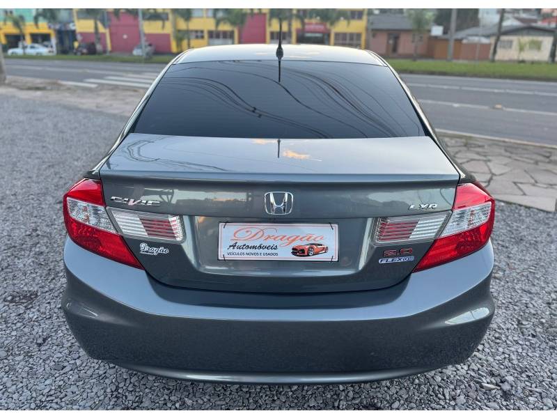 HONDA - CIVIC - 2013/2014 - Cinza - R$ 68.900,00
