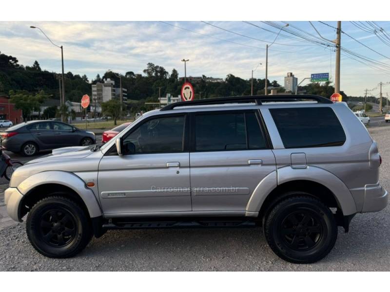 MITSUBISHI - PAJERO SPORT - 2006/2007 - Prata - R$ 55.900,00