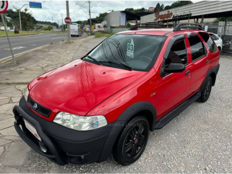 FIAT - PALIO - 2002/2003 - Vermelha - R$ 23.900,00