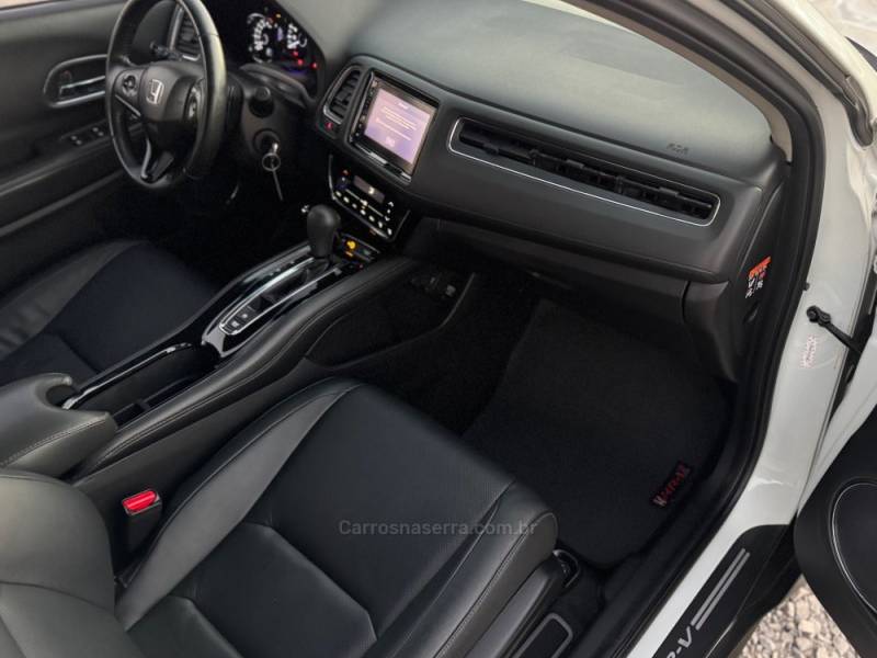 HONDA - HR-V - 2021/2021 - Branca - R$ 119.900,00