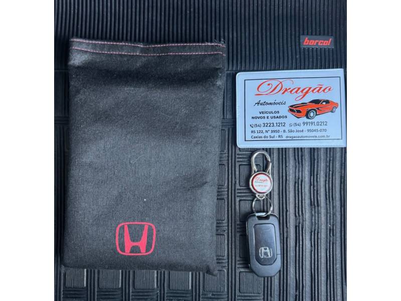 HONDA - CIVIC - 2013/2014 - Cinza - R$ 68.900,00