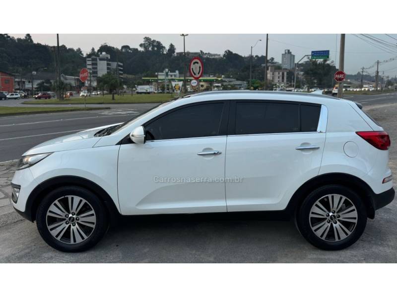 KIA MOTORS - SPORTAGE - 2014/2015 - Branca - R$ 90.900,00