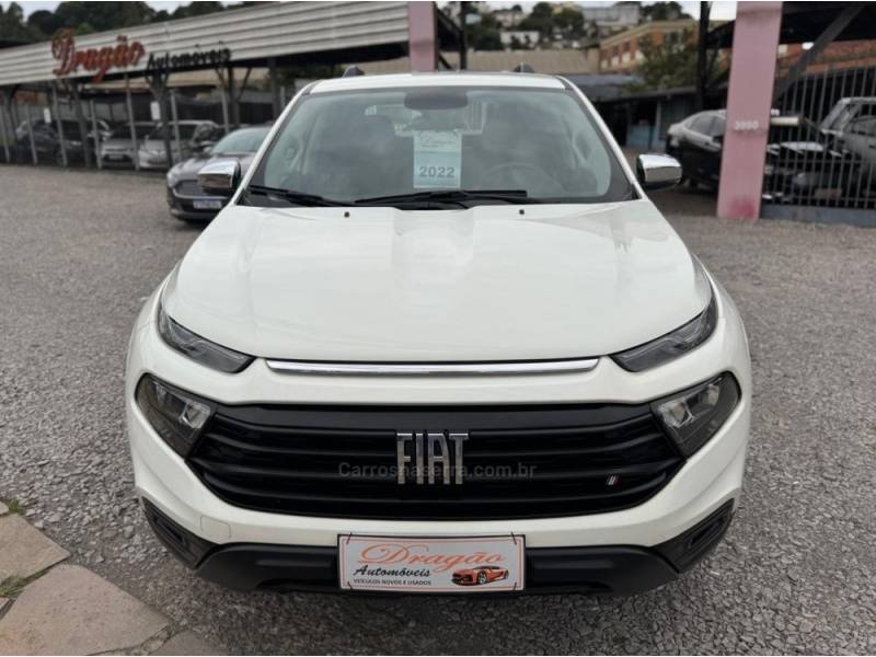 FIAT - TORO - 2021/2022 - Branca - R$ 103.900,00