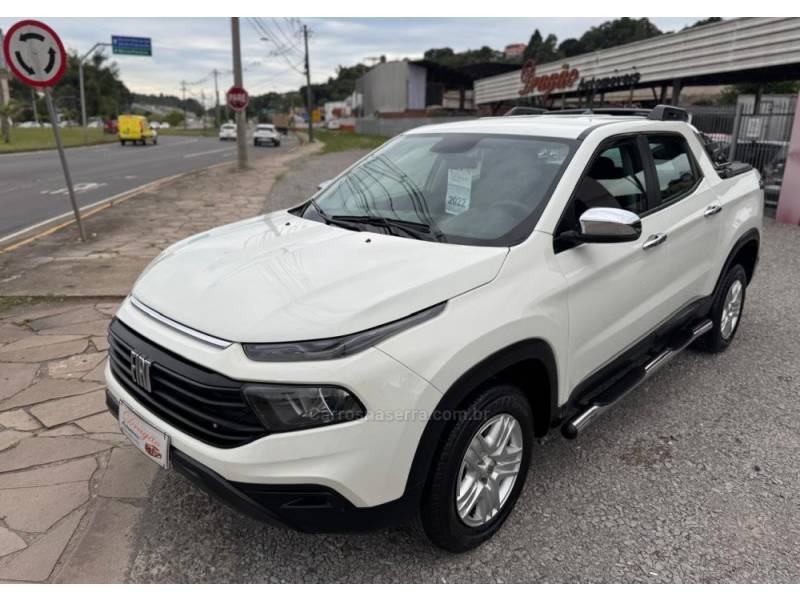 FIAT - TORO - 2021/2022 - Branca - R$ 103.900,00