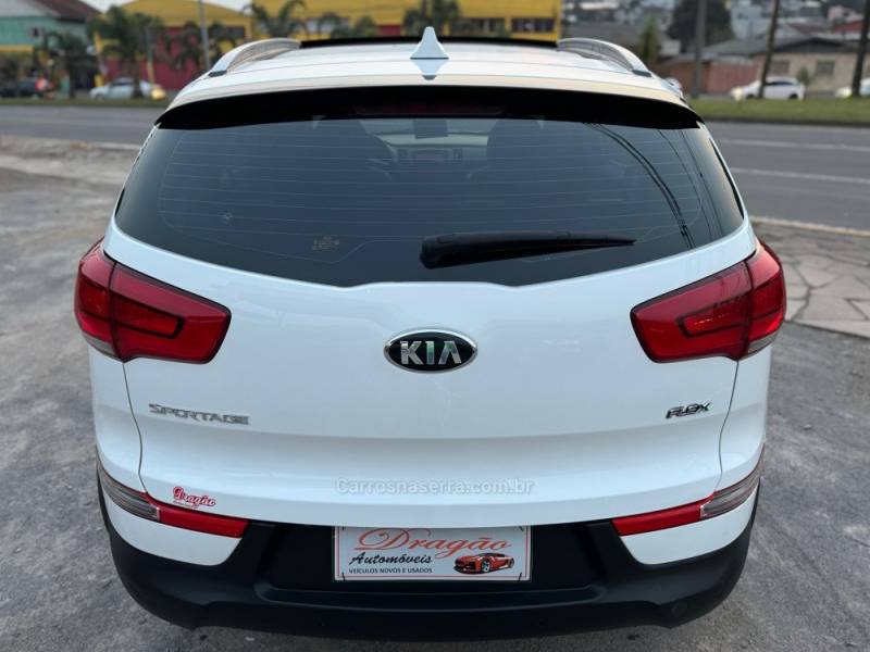 KIA MOTORS - SPORTAGE - 2014/2015 - Branca - R$ 90.900,00