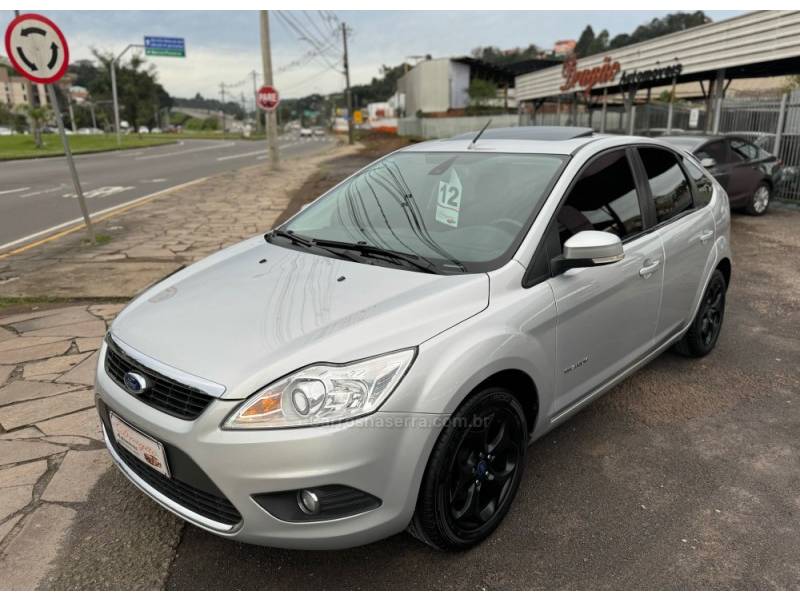 FORD - FOCUS - 2012/2012 - Prata - R$ 47.900,00